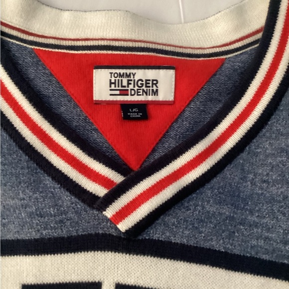 Tommy Hilfiger Denim V-Neck Sweater in Blue and Red - Picture 1 of 2